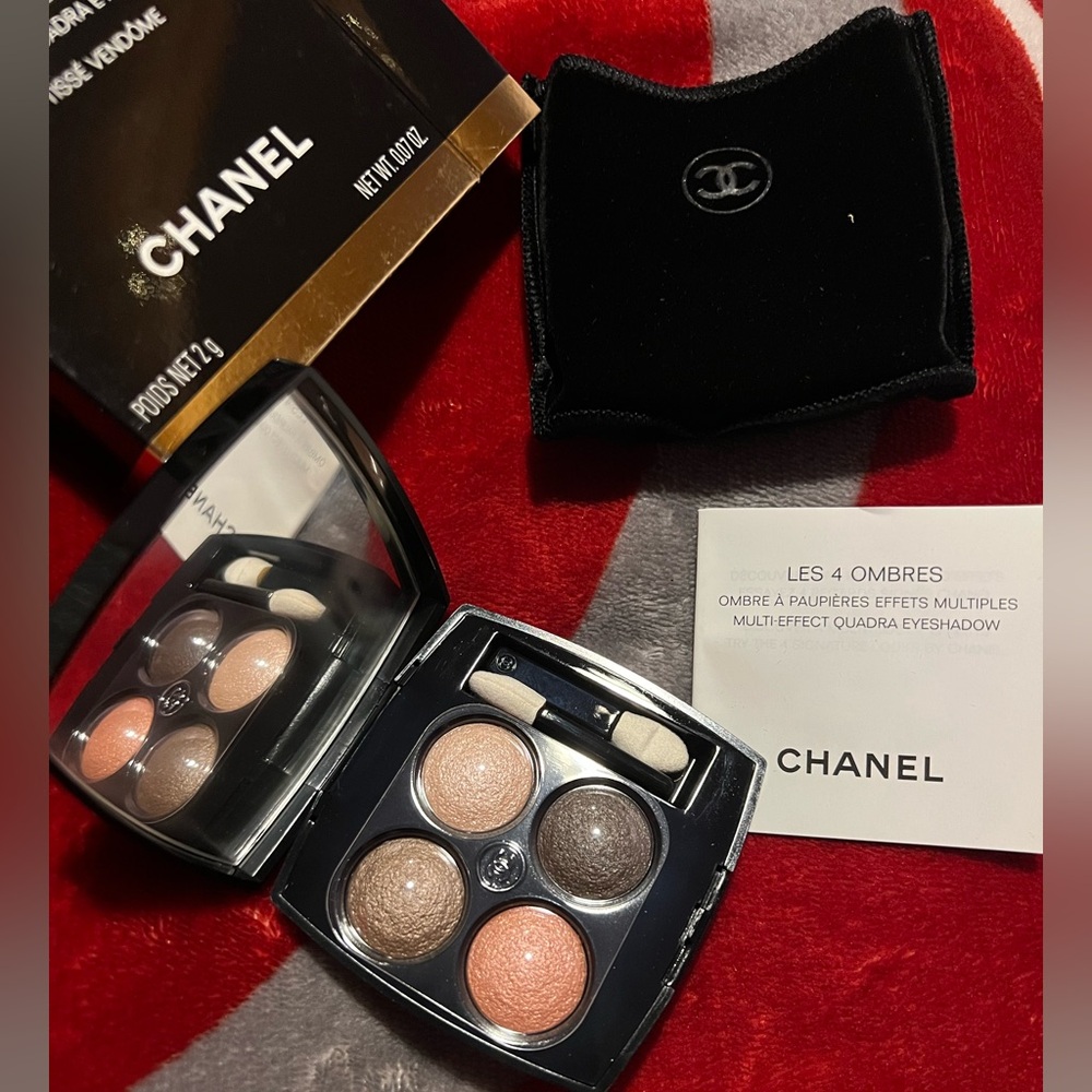 CHANEL Les 4 Ombres - Multi-Effect Quadra Eyeshadow (1)